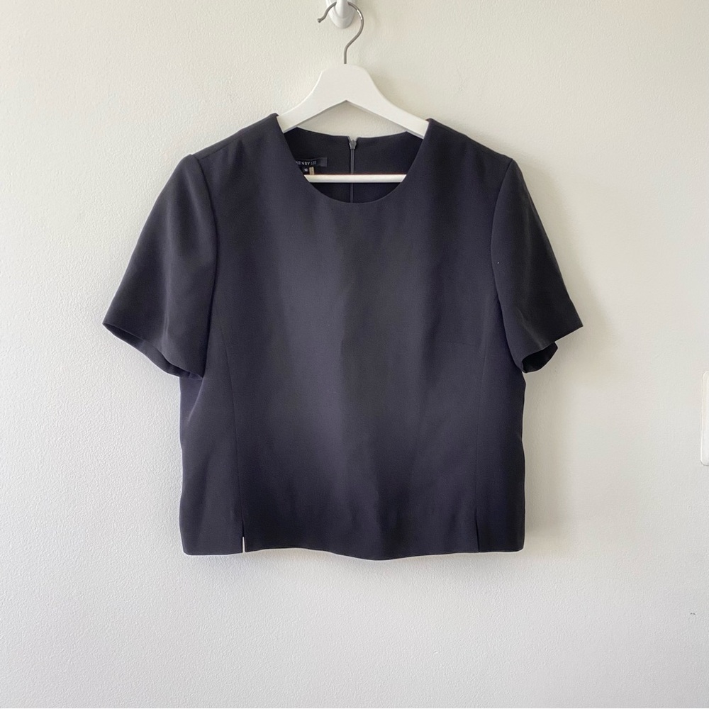 Henry Lee Women’s Black Top